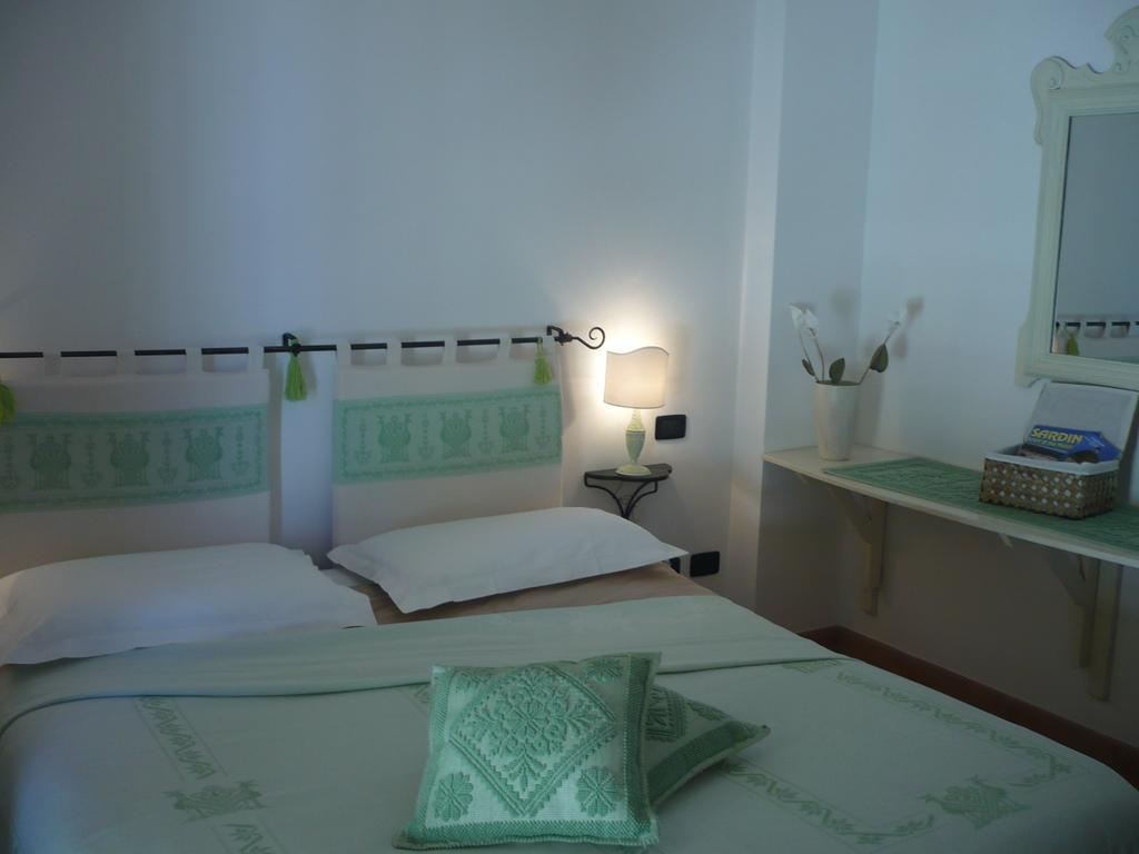 Le Pavoncelle Appartement Alghero Kamer foto
